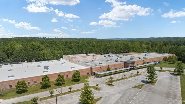 $374,990 | 341 Majestic Oak Circle, Dallas, GA 30132