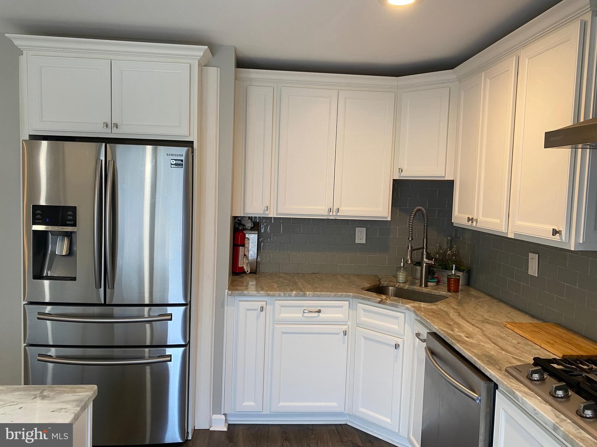 215 Powder Mill Road Beverly, NJ 08010 - Photo 12 of 34