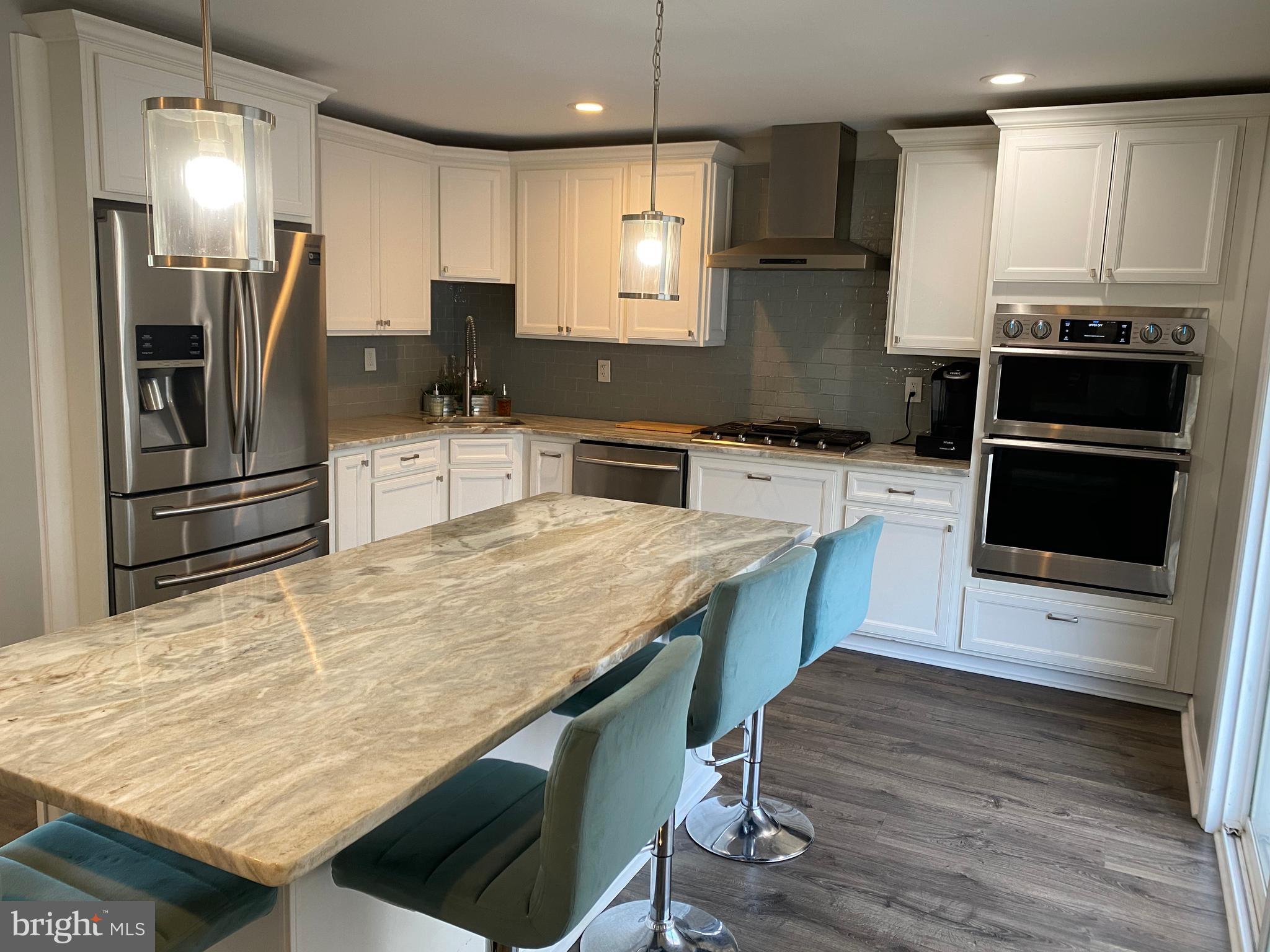 215 Powder Mill Road Beverly, NJ 08010 - Photo 8 of 34