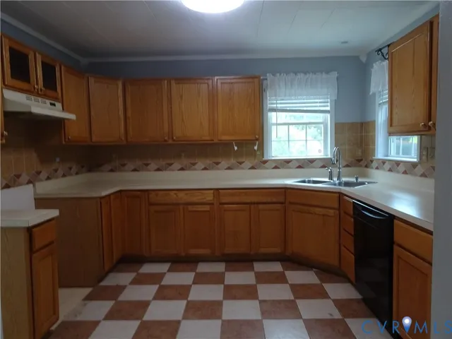 $309,000 | 21020 River Road, Sutherland, VA 23885