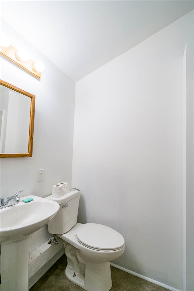4625 East Stipp Road Bloomington, IN 47401 - Photo 14 of 22