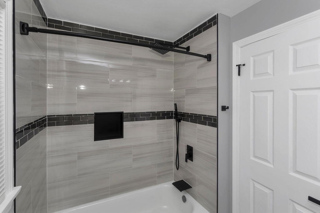 1988 Wilbraham Road Springfield, MA 01129 - Photo 25 of 39