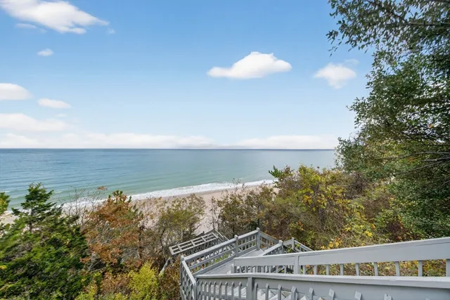 $393,000 | 90 Westcliff Drive, Unit 90, Plymouth, MA 02360