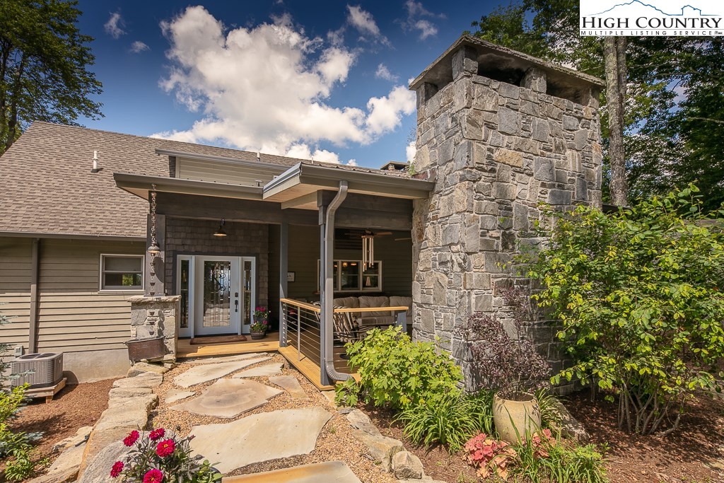 998 Chestnut Mountain Road Banner Elk, NC 28604 - Photo 37 of 40 Gallery Image 37