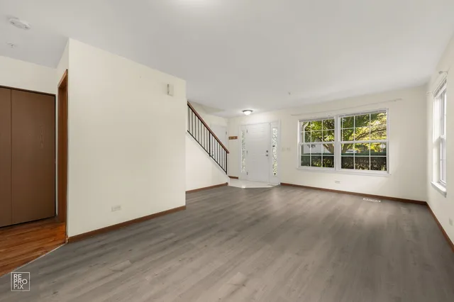 $2,200 | 1429 Orleans Drive, Unit 1429, Mundelein, IL 60060