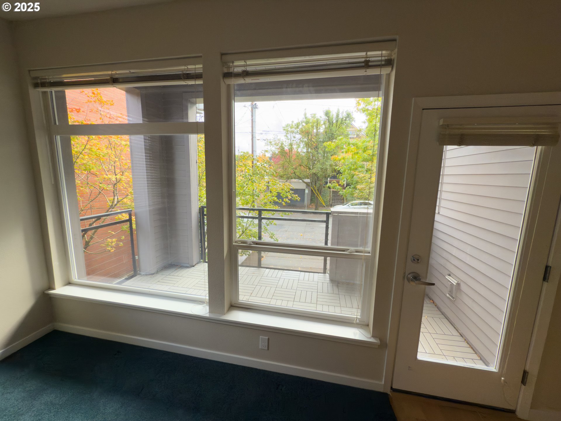 2327 Northwest Northrup Street, Unit 8 Portland, OR 97210 - Photo 23 of 33 a view of a window in a room