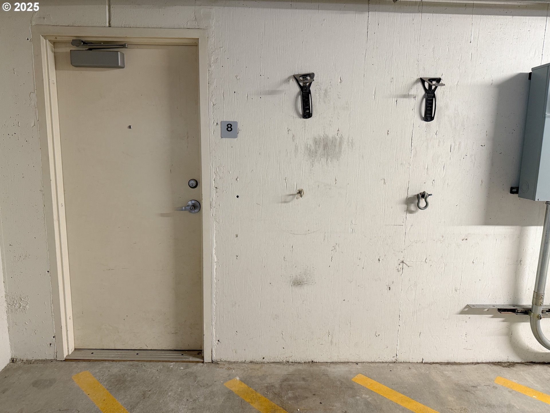 2327 Northwest Northrup Street, Unit 8 Portland, OR 97210 - Photo 29 of 33 a bathroom with a shower