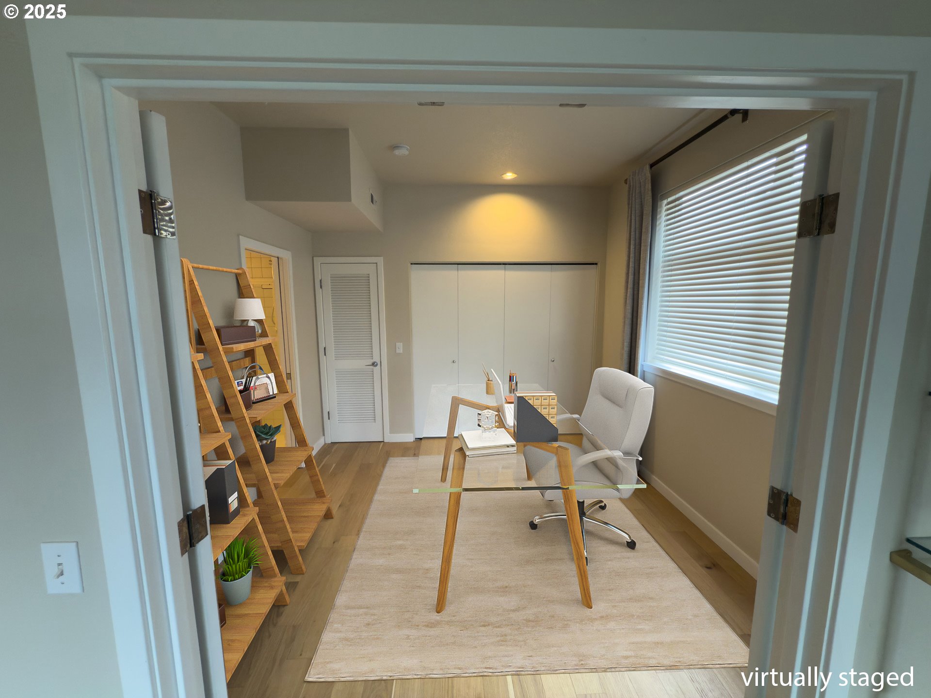 2327 Northwest Northrup Street, Unit 8 Portland, OR 97210 - Photo 33 of 33