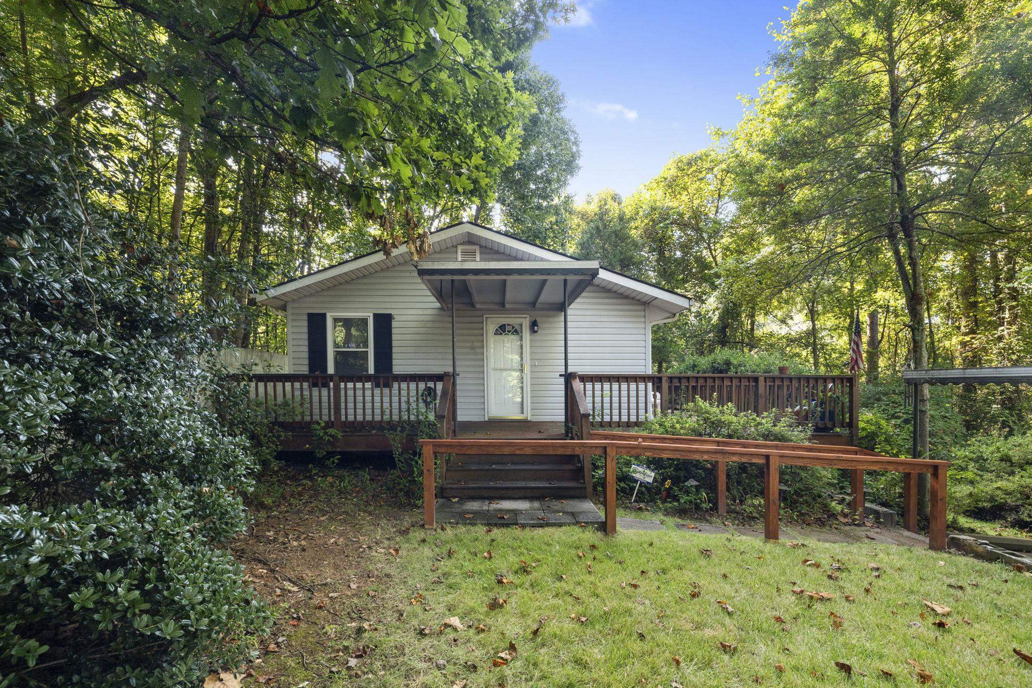 6448 Old Buncombe Road Greenville, SC 29609 - Photo 1 of 31 Gallery Image 1