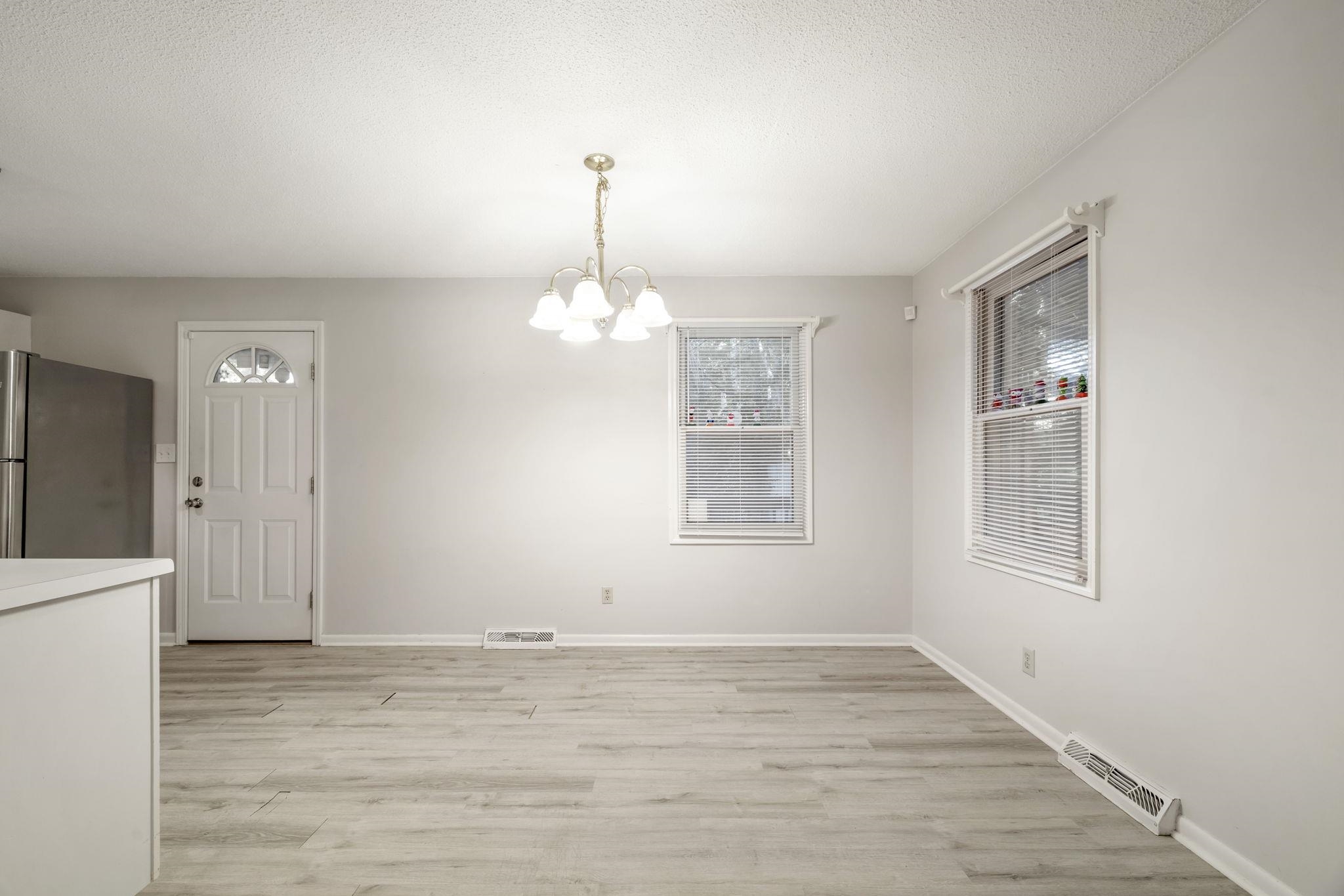 6448 Old Buncombe Road Greenville, SC 29609 - Photo 12 of 31 Gallery Image 12