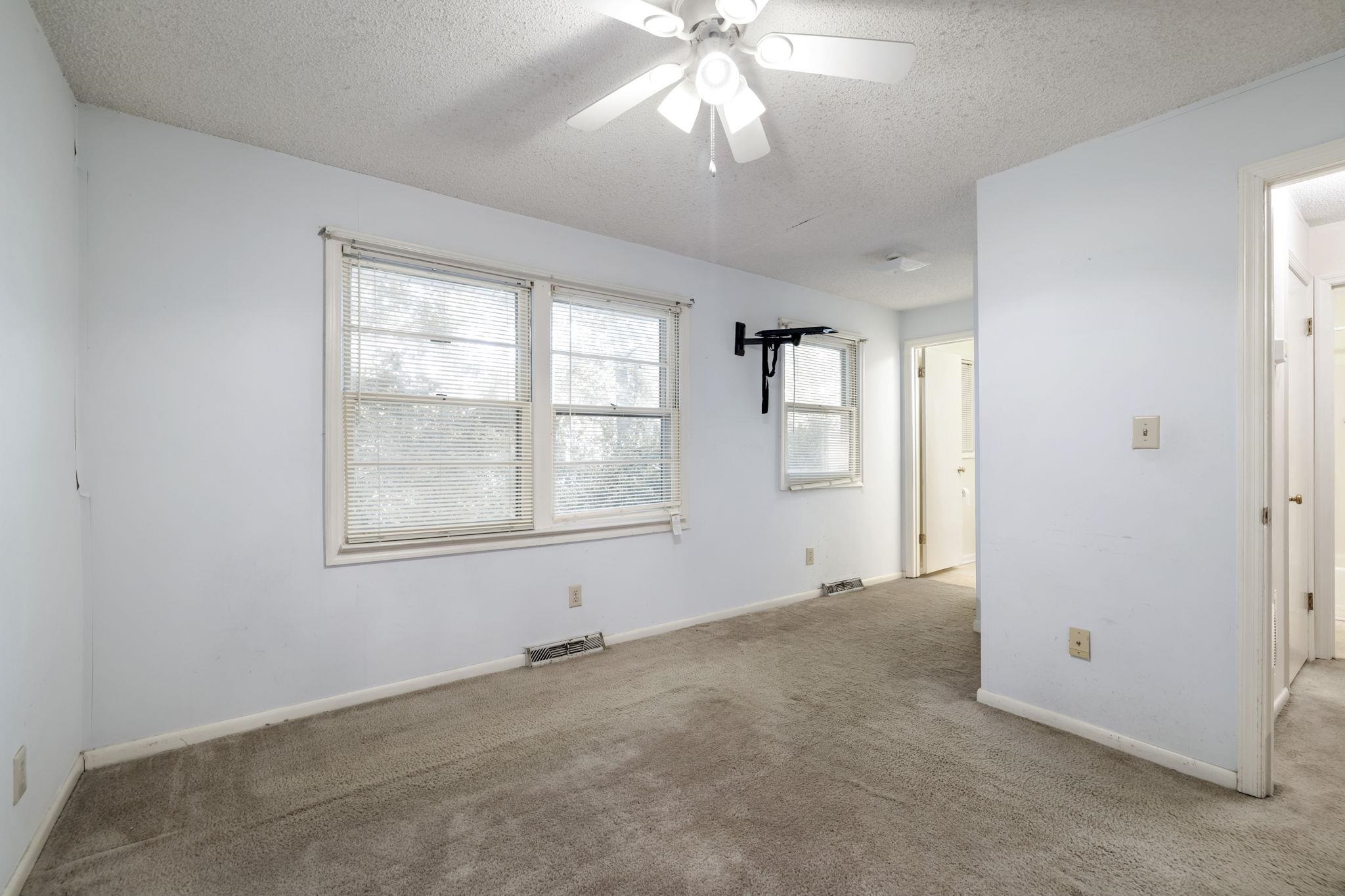 6448 Old Buncombe Road Greenville, SC 29609 - Photo 22 of 31 Gallery Image 22