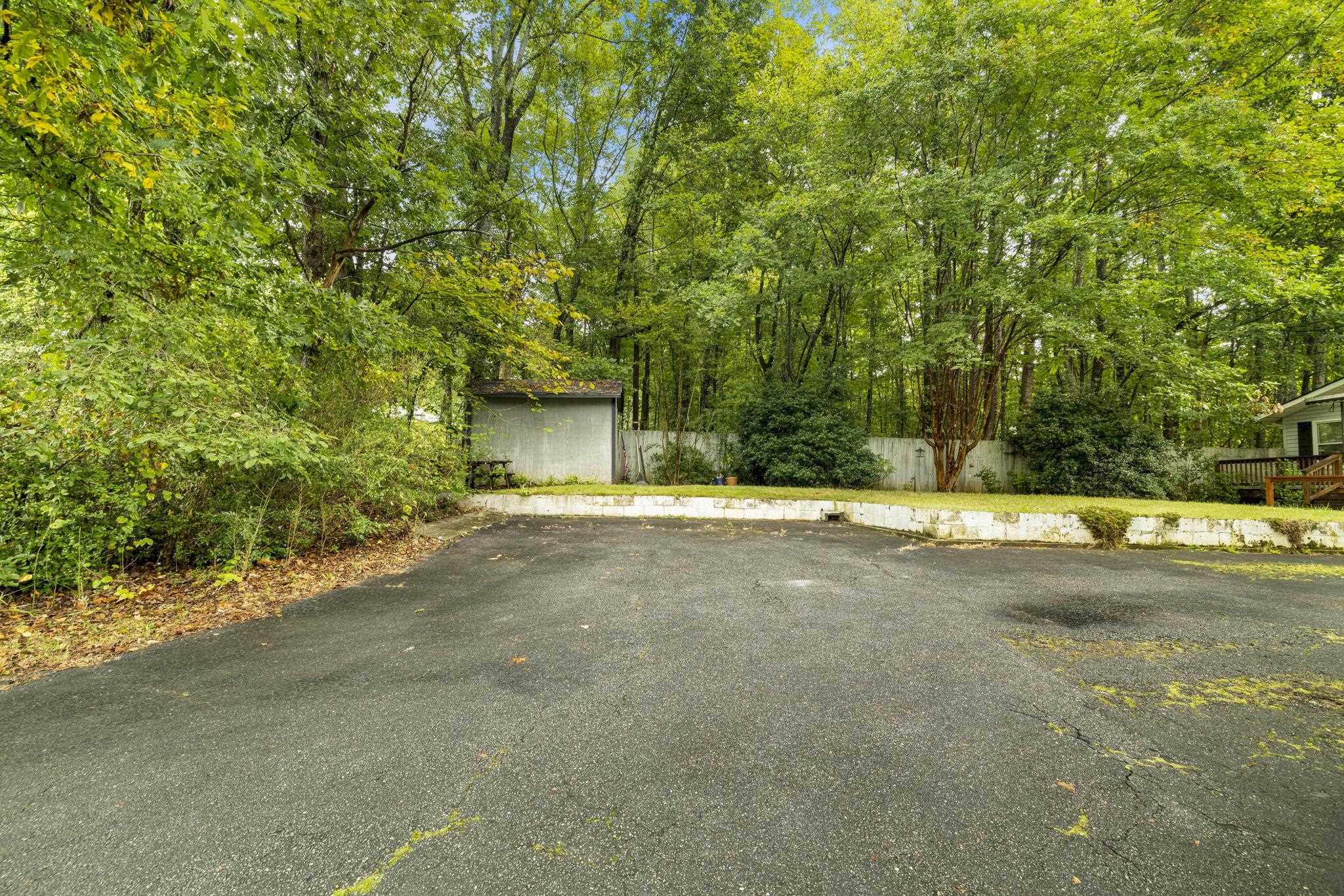 6448 Old Buncombe Road Greenville, SC 29609 - Photo 28 of 31 Gallery Image 28