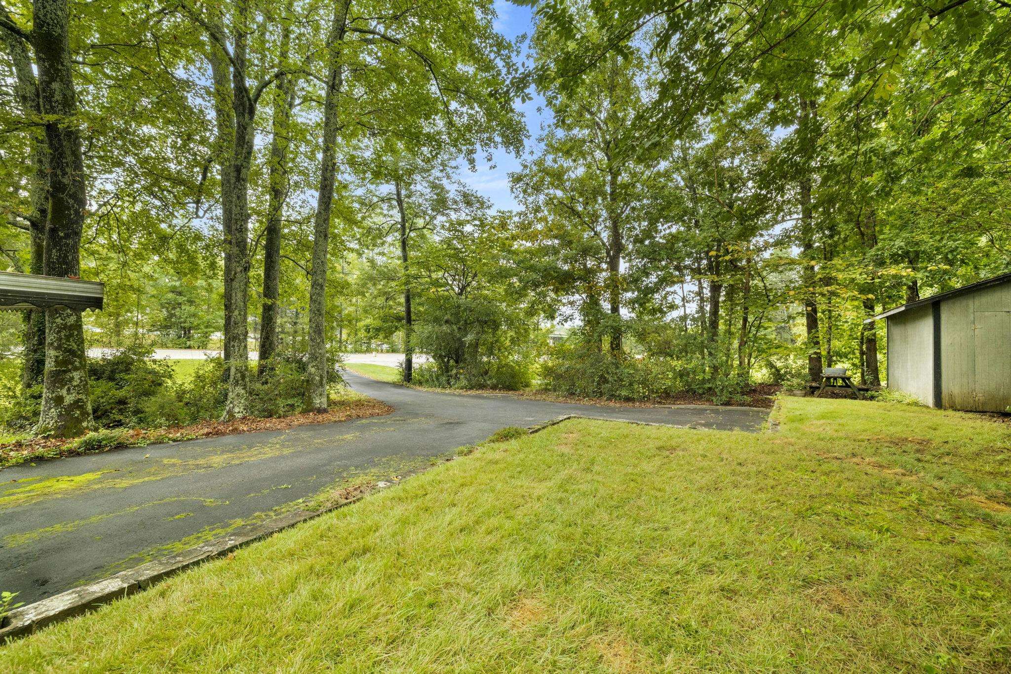 6448 Old Buncombe Road Greenville, SC 29609 - Photo 29 of 31 Gallery Image 29