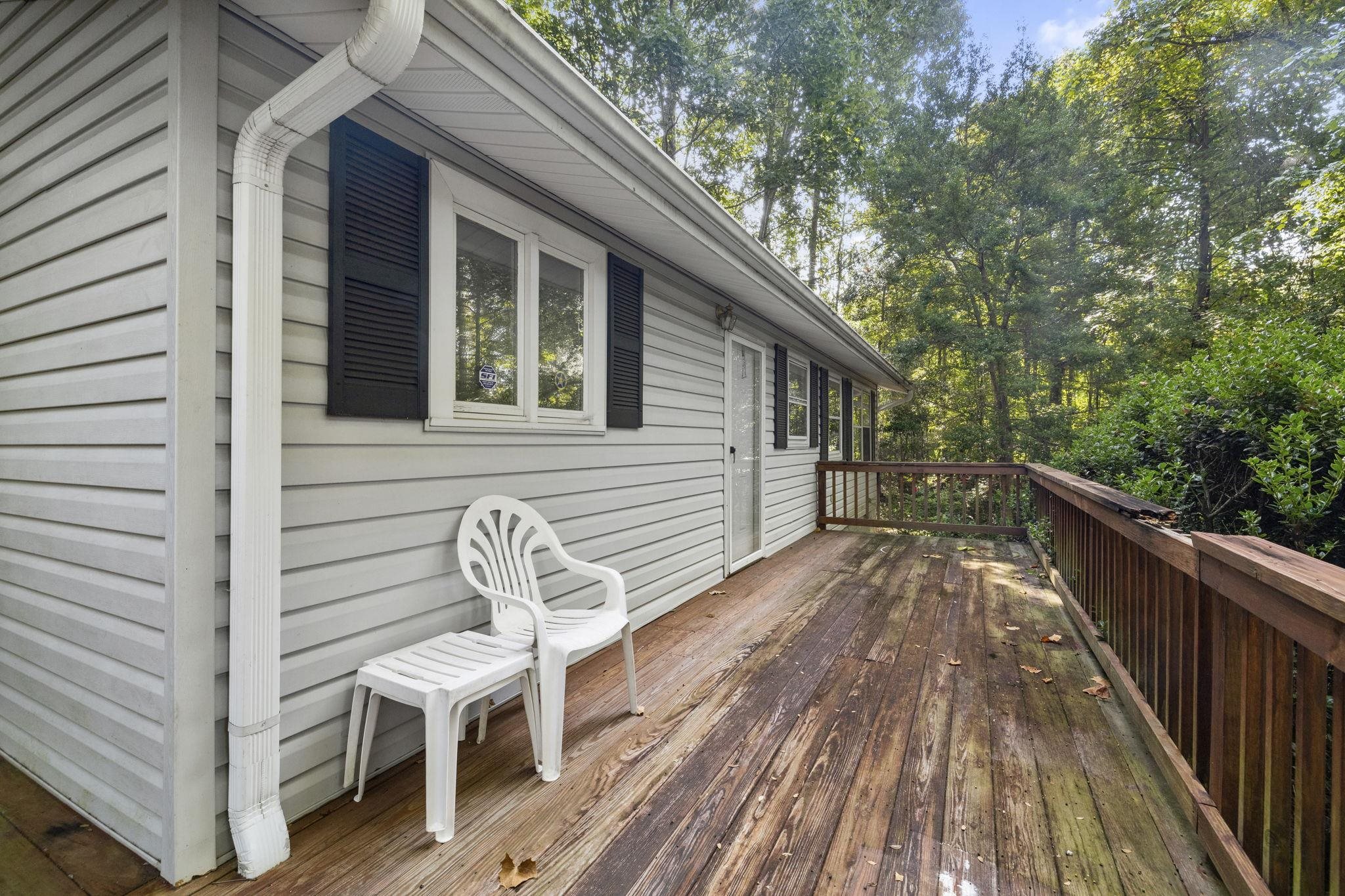 6448 Old Buncombe Road Greenville, SC 29609 - Photo 4 of 31 Gallery Image 4