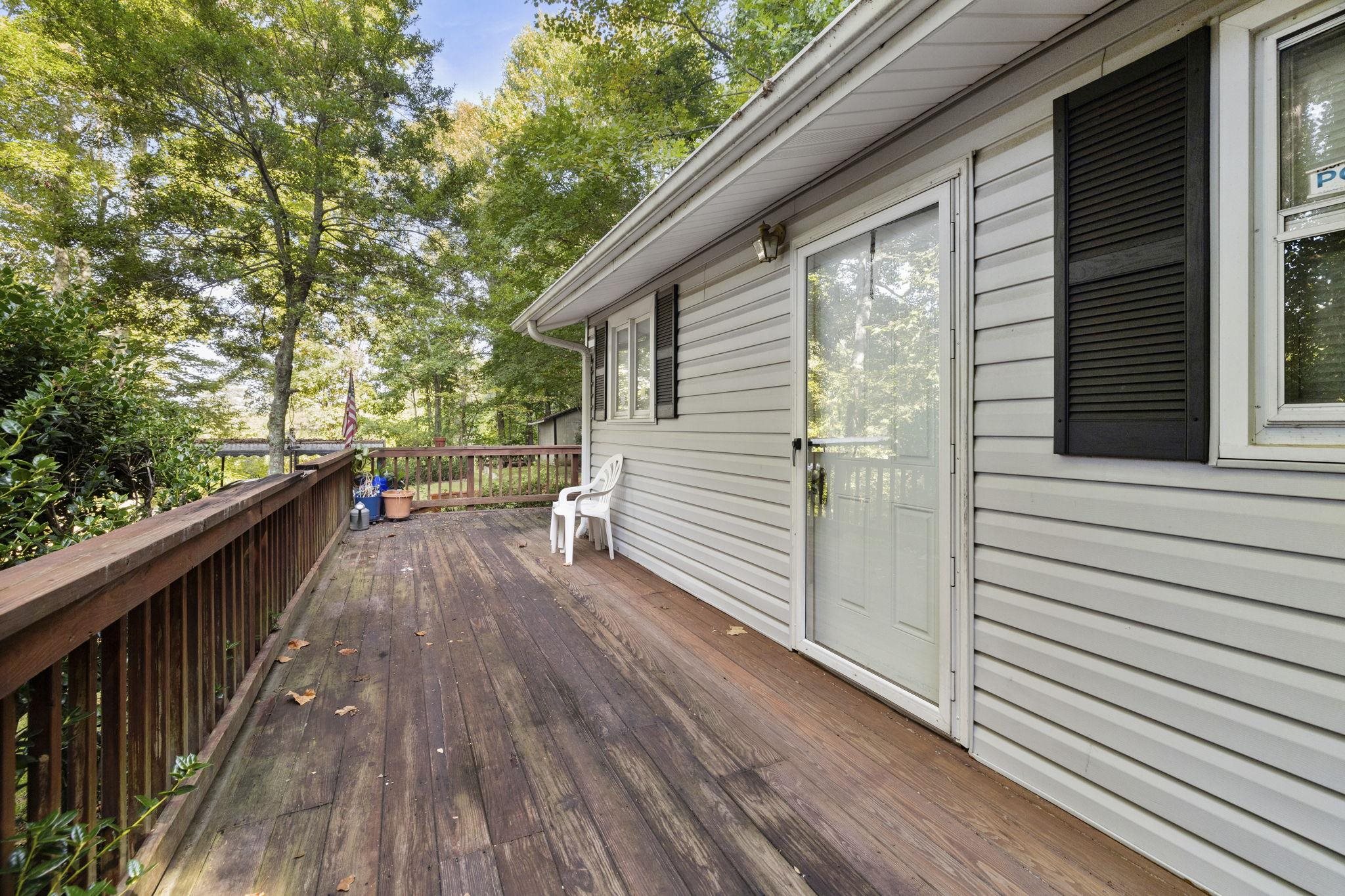 6448 Old Buncombe Road Greenville, SC 29609 - Photo 5 of 31 Gallery Image 5