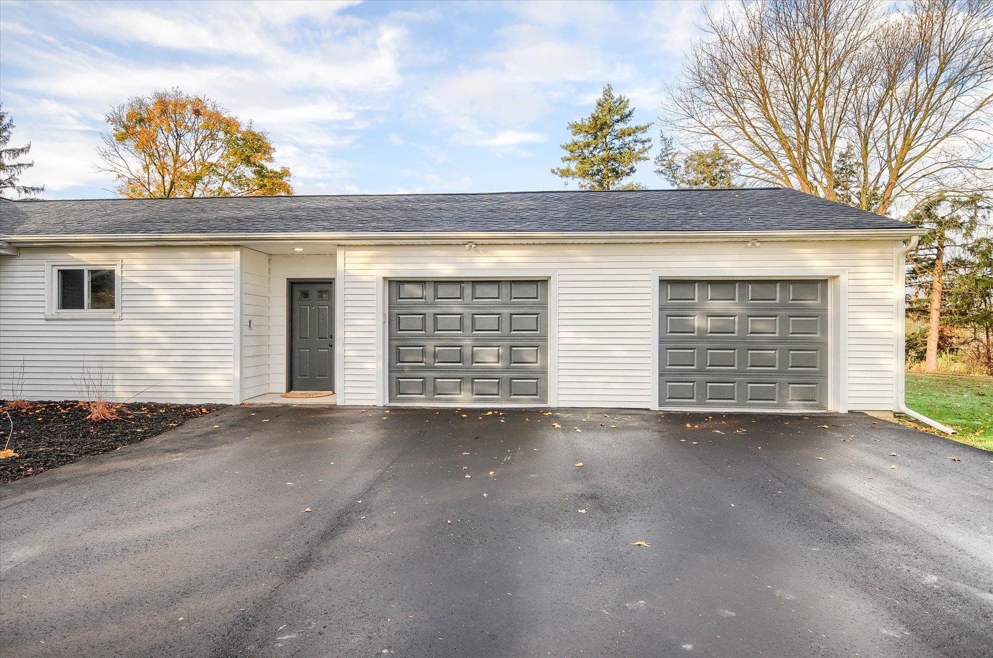 5391 Perry Road Grand Blanc, MI 48439 - Photo 52 of 54 50160554-e4d4fe13-4b1e-4070-b826-bd6241420eb0.JPG