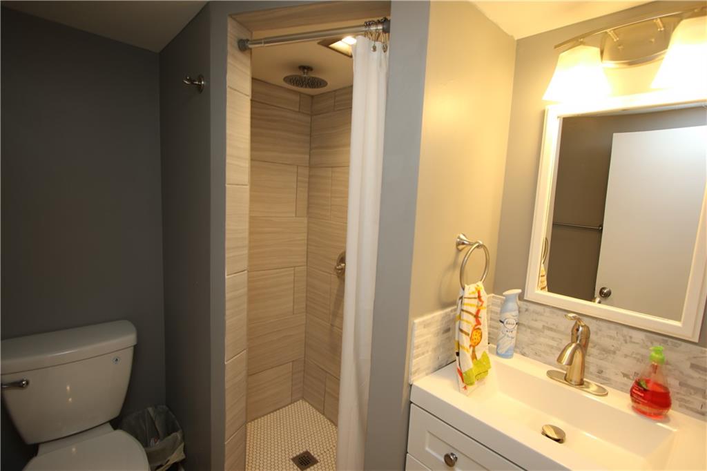290 Lincoln Hall Road Elizabeth, PA 15037 - Photo 15 of 24 Second Full Bath has been Freshly Updated & Conveniently Located in-between the Upper Bedrooms!