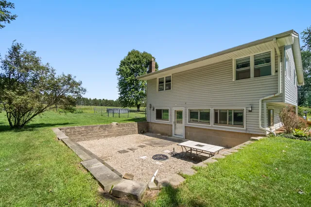 $275,000 | 3532 East Territorial Road, Pleasant Lake, MI 49272