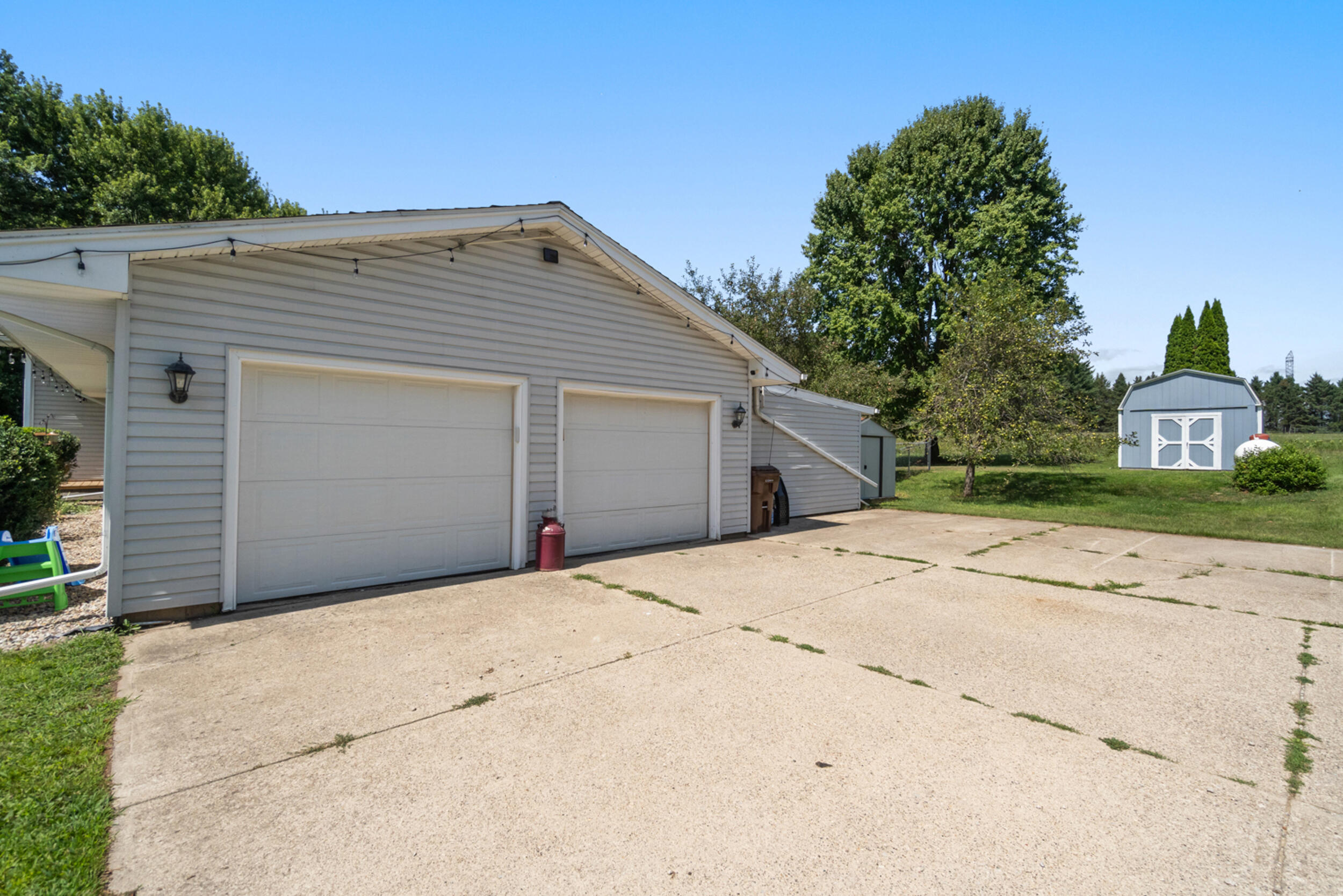 3532 East Territorial Road Pleasant Lake, MI 49272 - Photo 37 of 49 41_3532 territorial rd munith mi - 00011