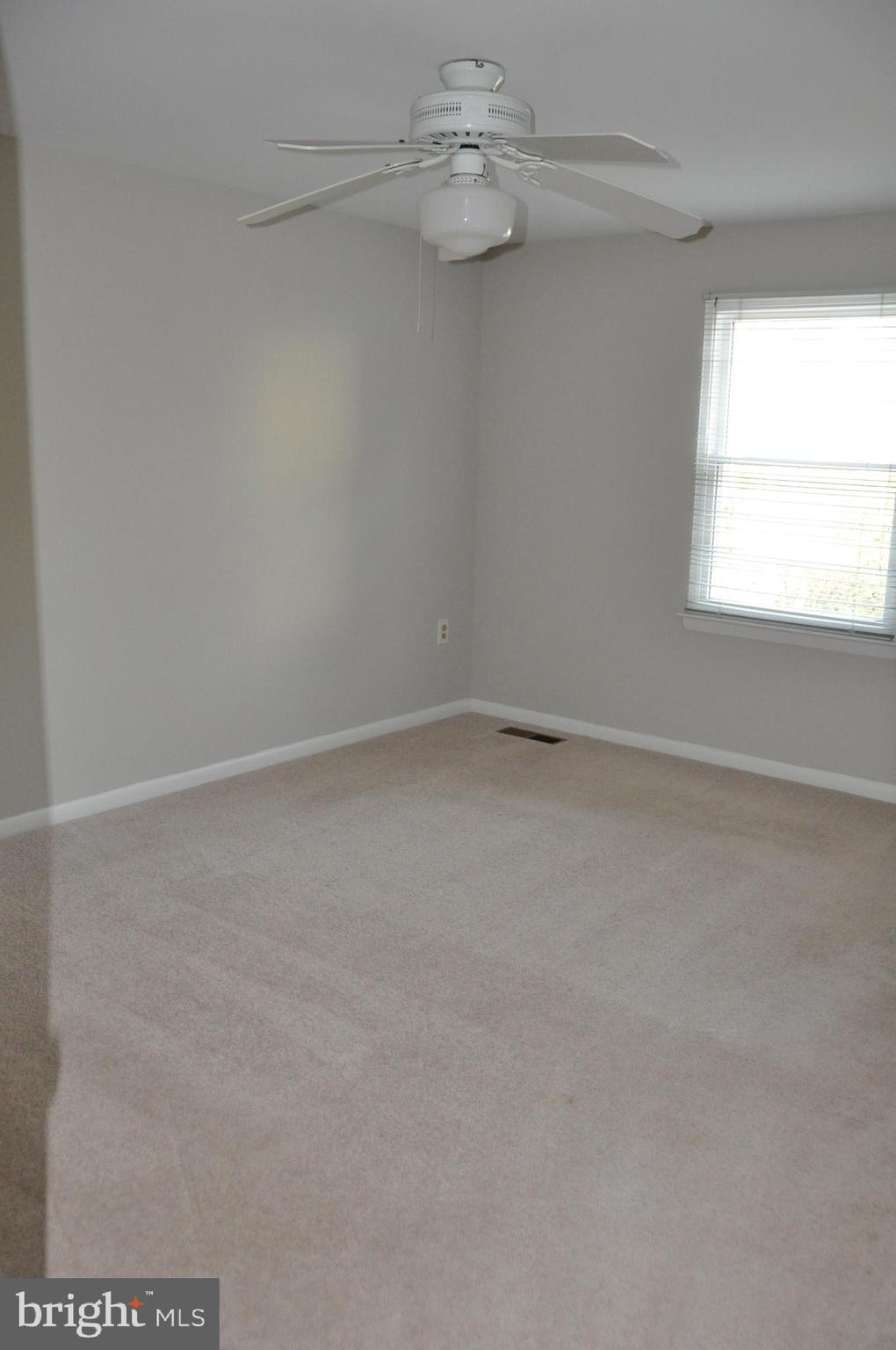 9705 Glen Avenue Silver Spring, MD 20910 - Photo 30 of 47 an empty room with a window