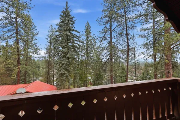 $1,100,000 | 9227 North Mountain View Lane, Spokane, WA 99208
