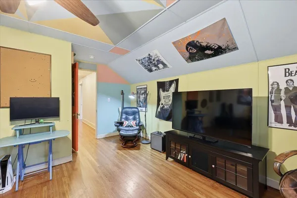 $1,100,000 | 9227 North Mountain View Lane, Spokane, WA 99208