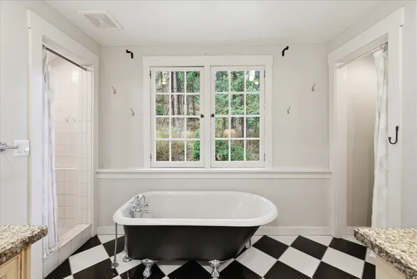 $1,100,000 | 9227 North Mountain View Lane, Spokane, WA 99208