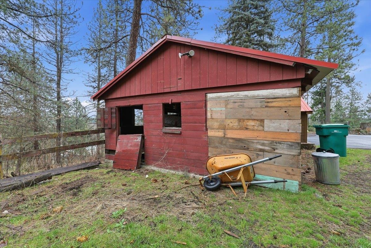 9227 North Mountain View Lane Spokane, WA 99208 - Photo 43 of 50