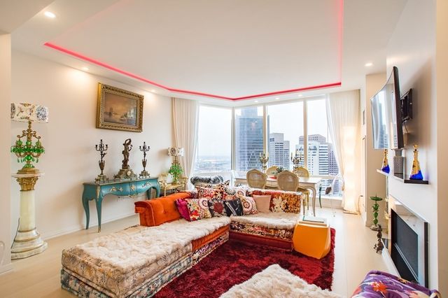 $2,550,000 | 1 Franklin Street, Unit 3905, Boston, MA 02110