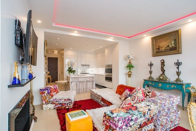 $2,550,000 | 1 Franklin Street, Unit 3905, Boston, MA 02110