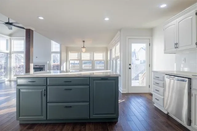 $489,900 | 18002 Rollins Drive, Smithville, MO 64089