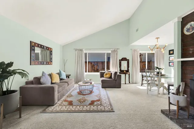 $789,950 | 2528 Vintage Street, Napa, CA 94558