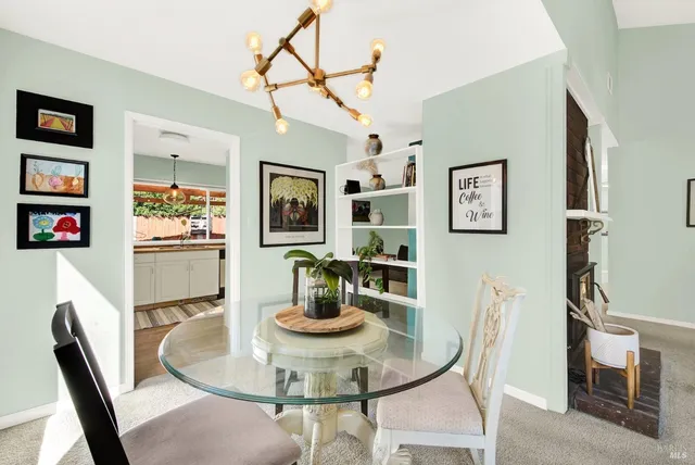 $789,950 | 2528 Vintage Street, Napa, CA 94558