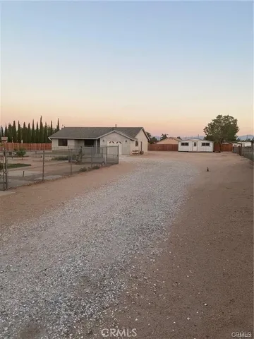 $2,350 | 14961 Walnut Street, Hesperia, CA 92345