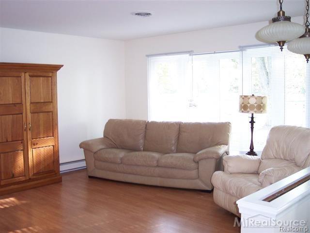 298 Howell Road Allenton, MI 48002 - Photo 4 of 19 h4.jpg
