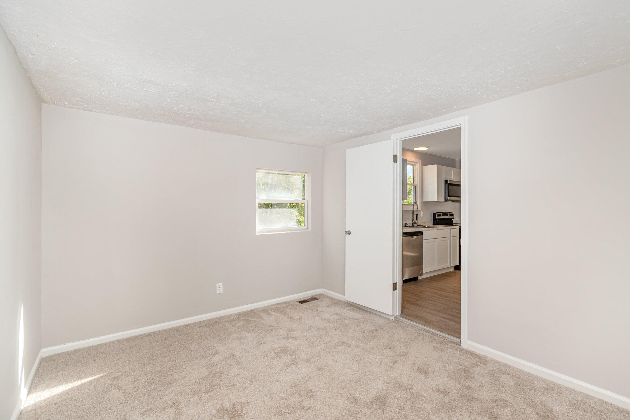 865 Ridgeview Drive Florence, KY 41042 - Photo 14 of 29 Gallery Image 14