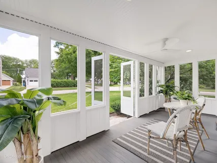 $799,000 | 541 East Hickory Street, Hinsdale, IL 60521