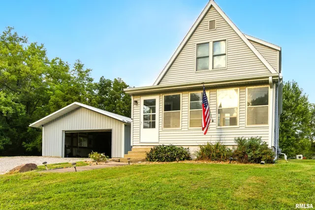 $129,500 | 725 North Mechanic Street, Macomb, IL 61455