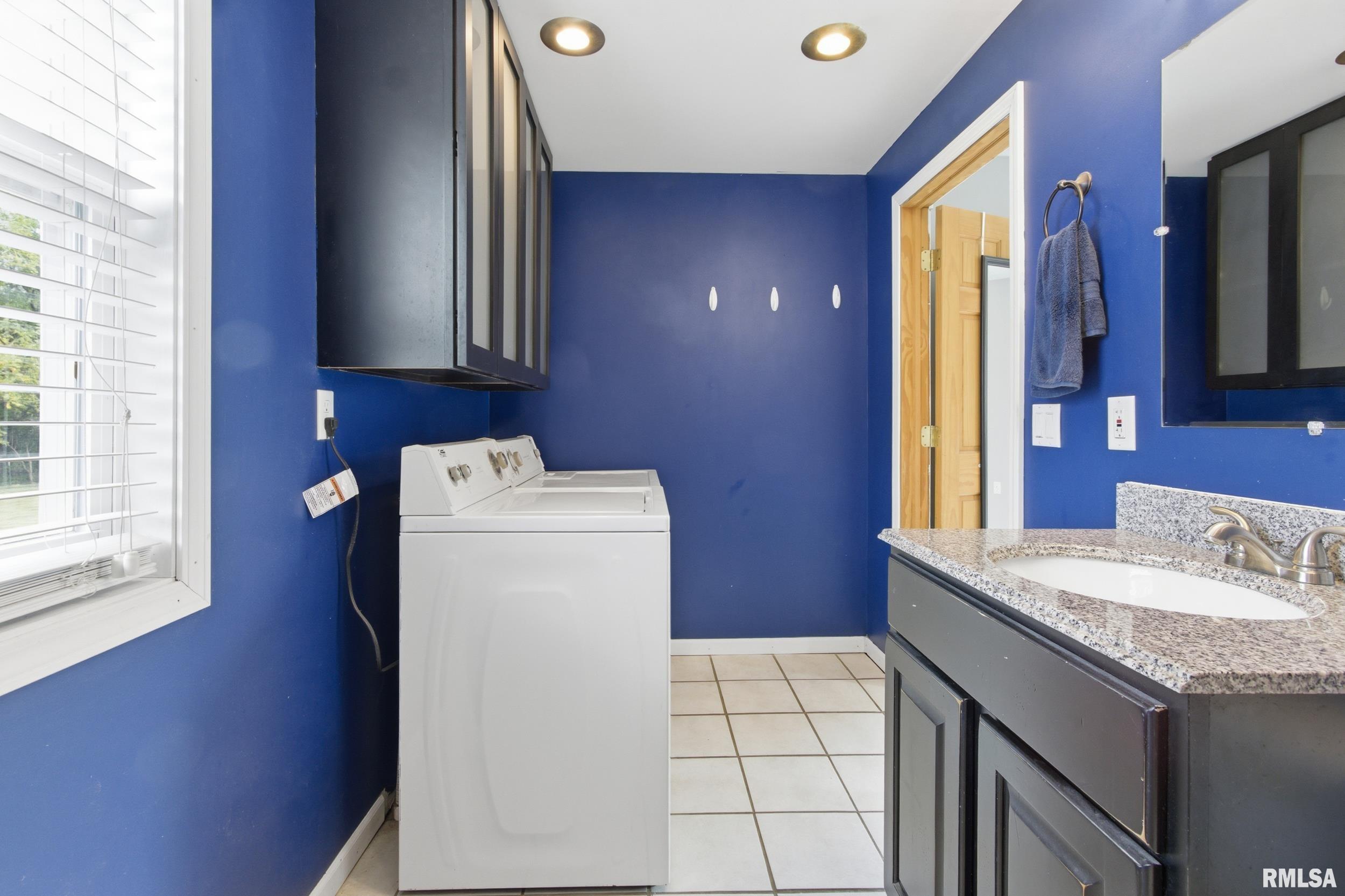 725 North Mechanic Street Macomb, IL 61455 - Photo 12 of 42