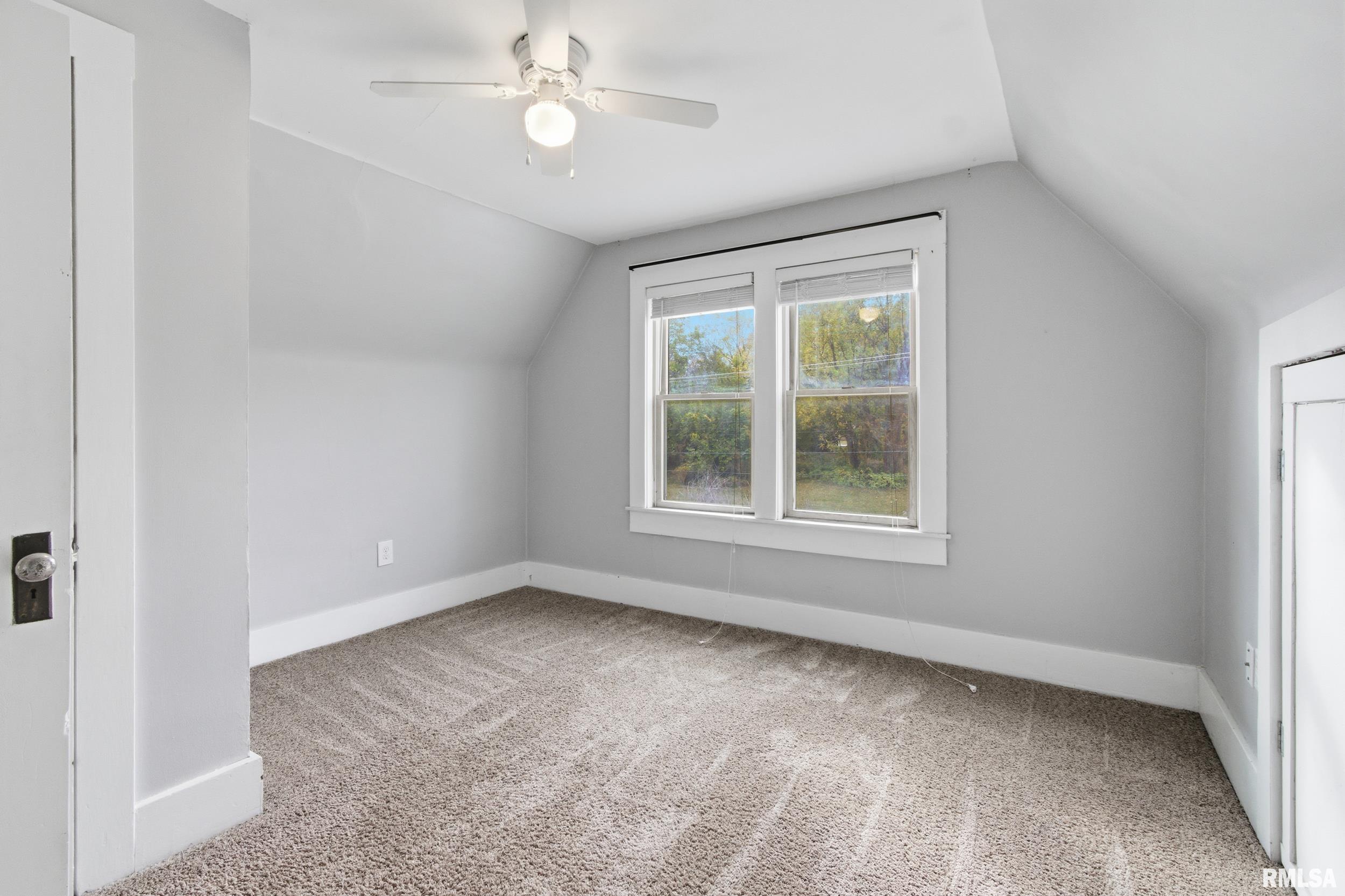 725 North Mechanic Street Macomb, IL 61455 - Photo 15 of 42