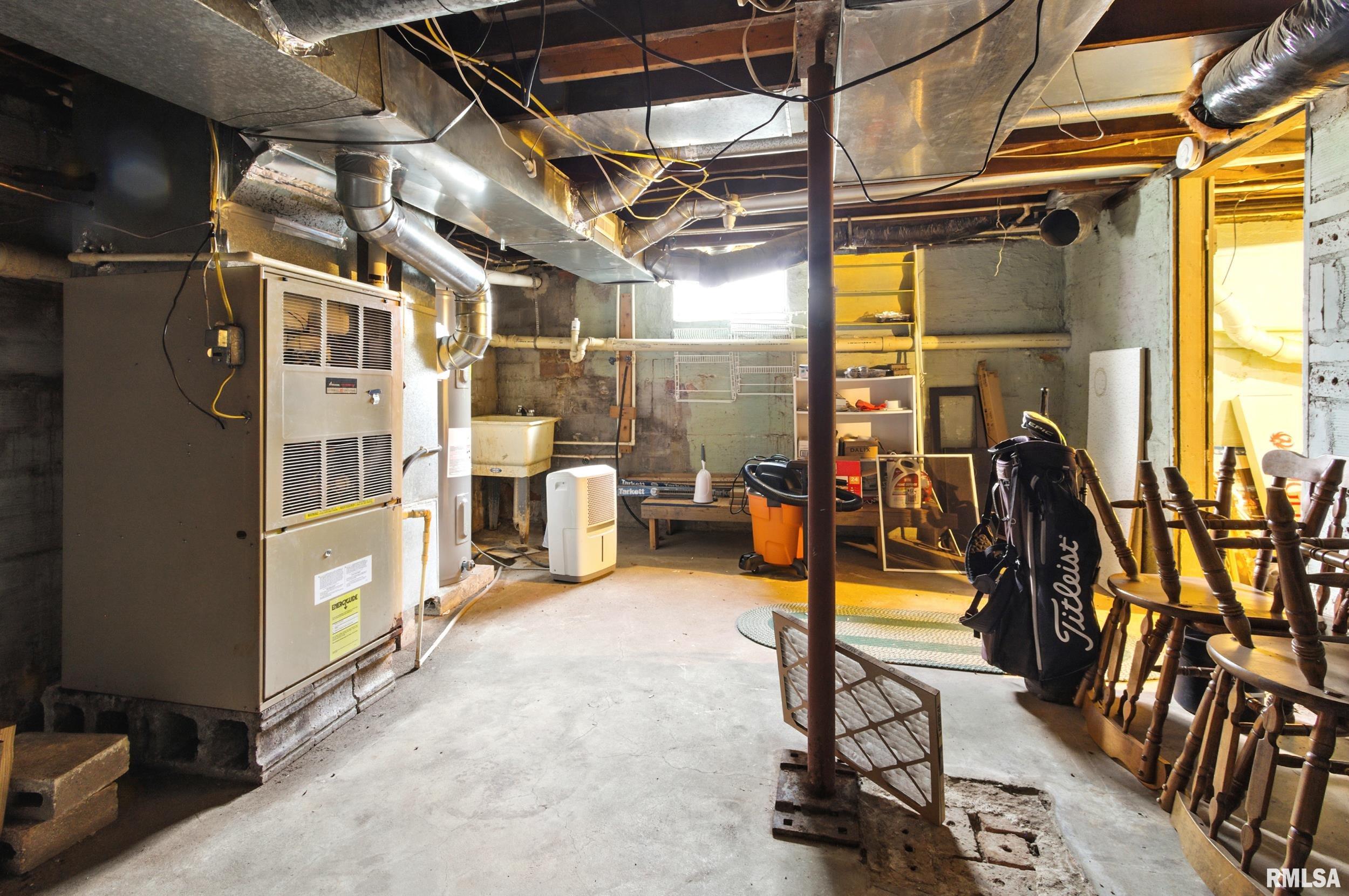 725 North Mechanic Street Macomb, IL 61455 - Photo 21 of 50