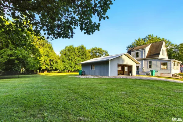 $129,500 | 725 North Mechanic Street, Macomb, IL 61455