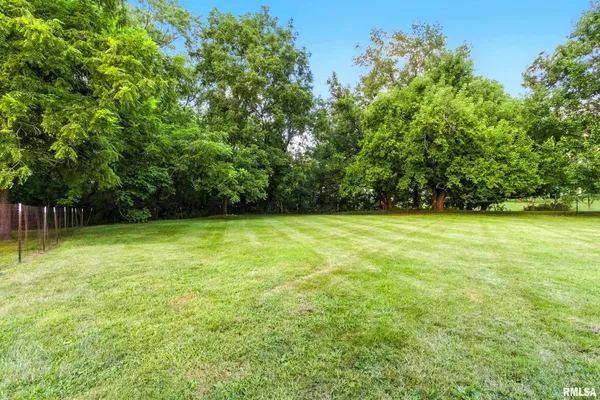 $129,500 | 725 North Mechanic Street, Macomb, IL 61455