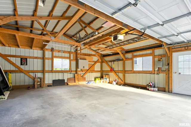 $129,500 | 725 North Mechanic Street, Macomb, IL 61455