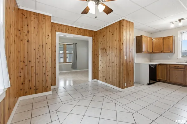 $129,500 | 725 North Mechanic Street, Macomb, IL 61455