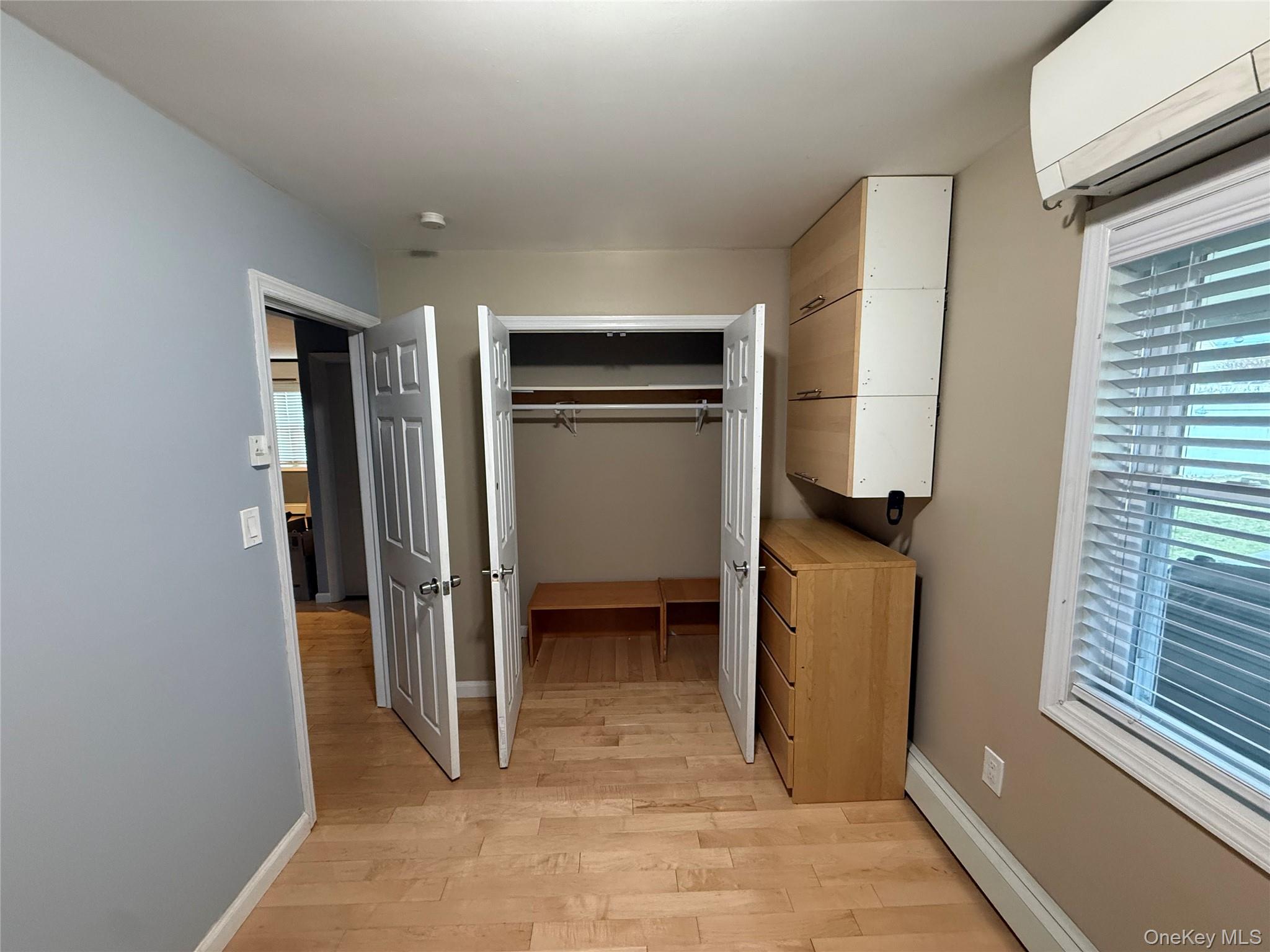 65 Morning Glory Road Levittown, NY 11756 - Photo 12 of 26