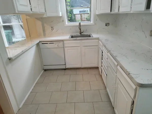 $1,650 | 2634 Peckham Street, Houston, TX 77098