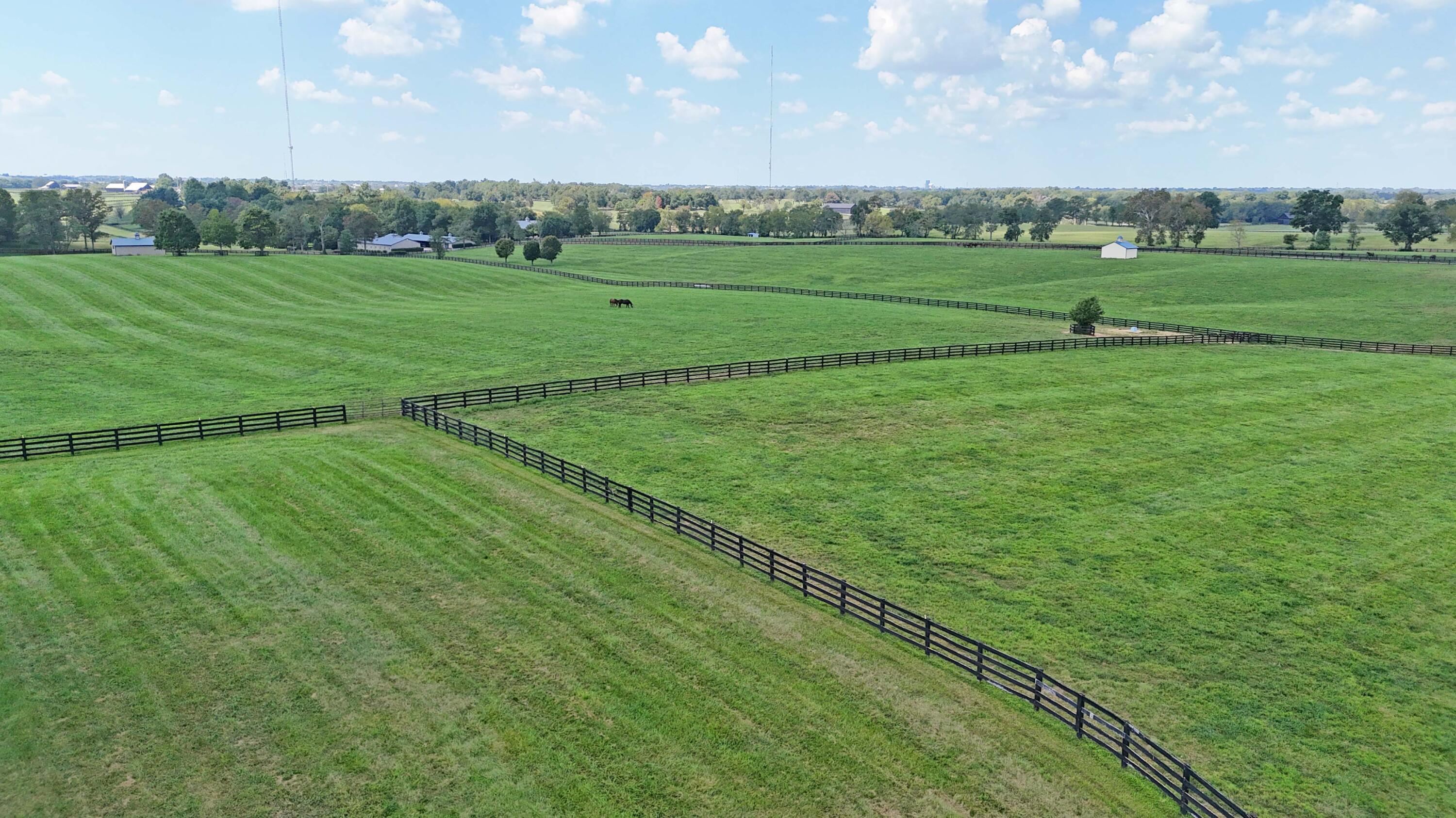 3469 Winchester Road Lexington, KY 40509 - Photo 62 of 86 36