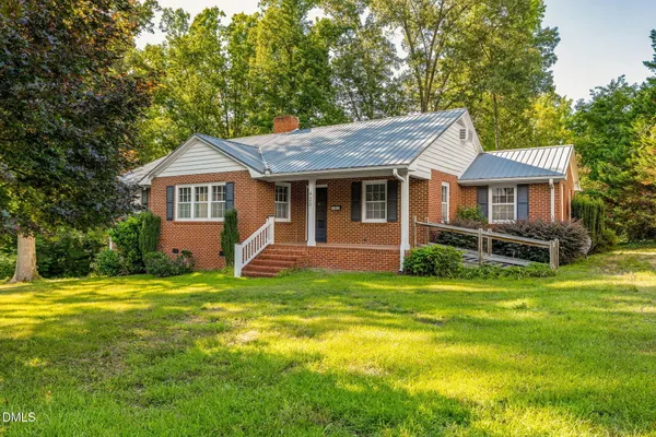 $274,900 | 420 Rodwell Street, Warrenton, NC 27589