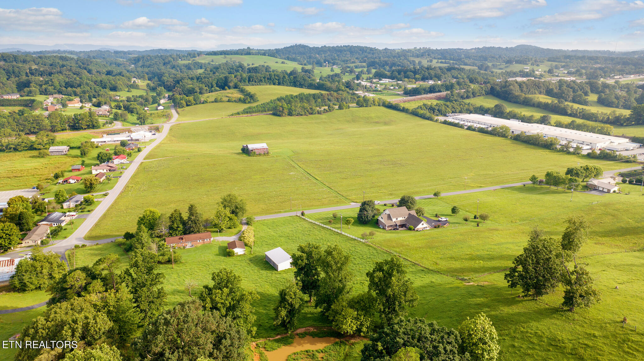 Snodgrass Road New Tazewell, TN 37825 - Photo 8 of 15 DJI_20230830090901_0289_D